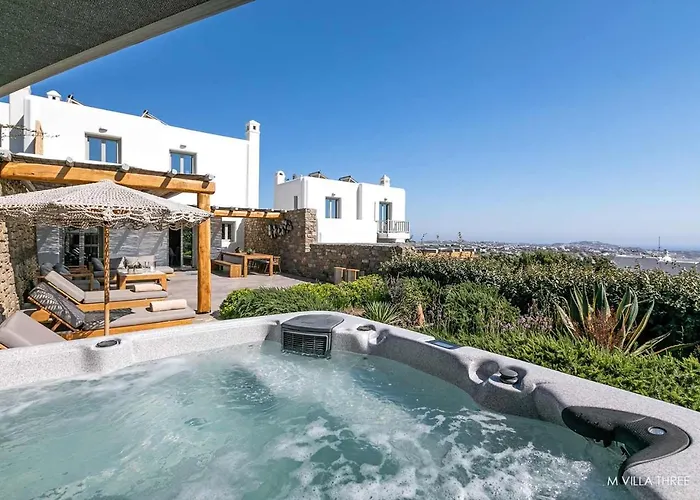 إم - ميكونوس فيلة *