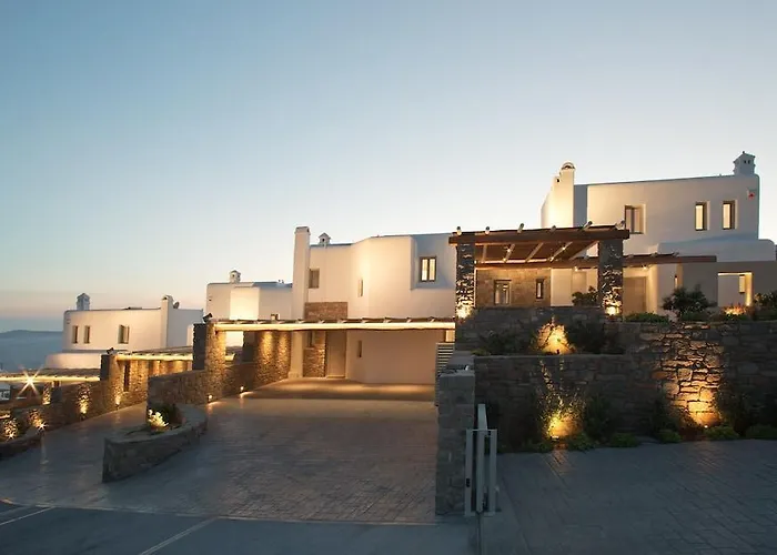 إم - ميكونوس