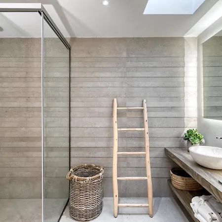 M - Mykonos 图罗斯