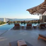 M Mykonos * Tourlos