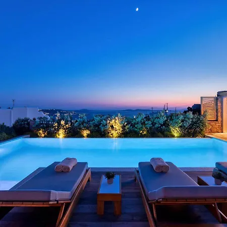 M Mykonos *