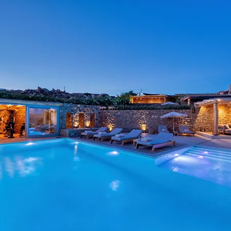 M Mykonos Vila Tourlos