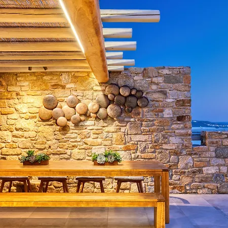 Vila M Mykonos *
